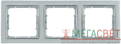 Рамка 3-м BOLERO Q1 РУ-3-БС квадрат. серебр. IEK EMB32-K23-Q1